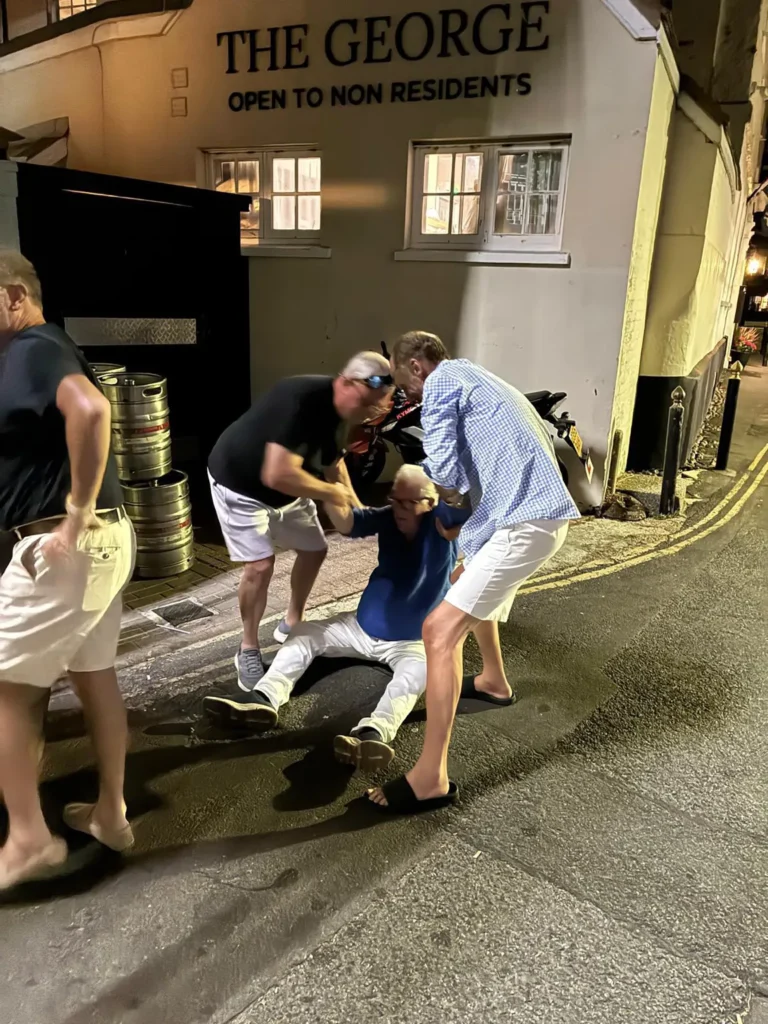 Jim Davidson Laughs Off Pub Collapse After Epic All-Day Drinking Session
